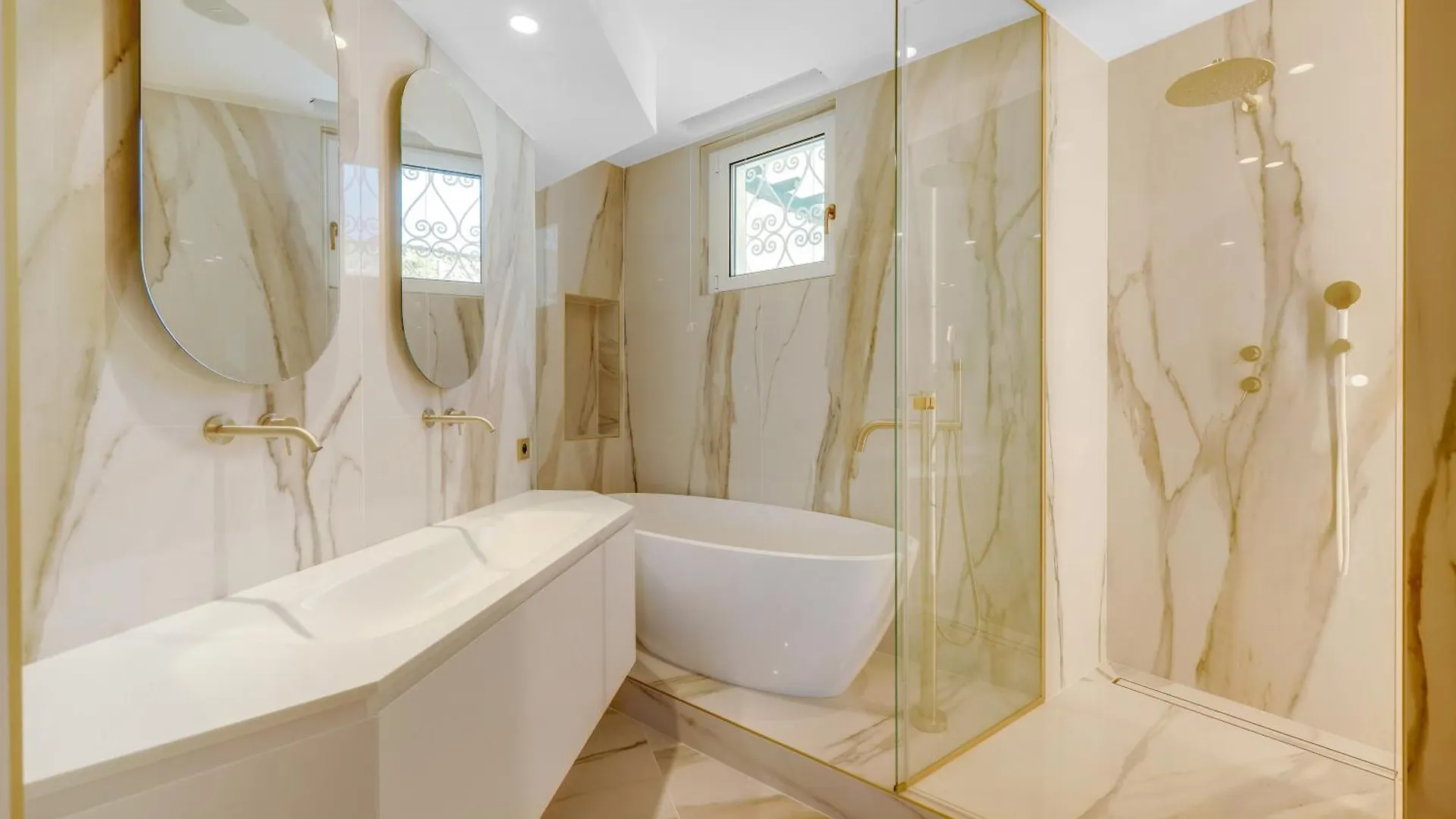 Appartement Ultra Luxe Tour Eiffel à Paris France